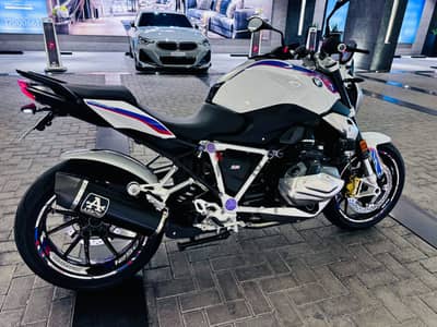 BMW R 1250 R Sport – Pristine Condition