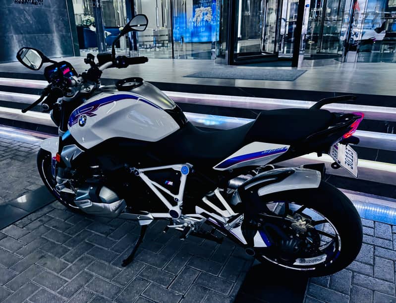 BMW R 1250 R Sport – Pristine Condition 6