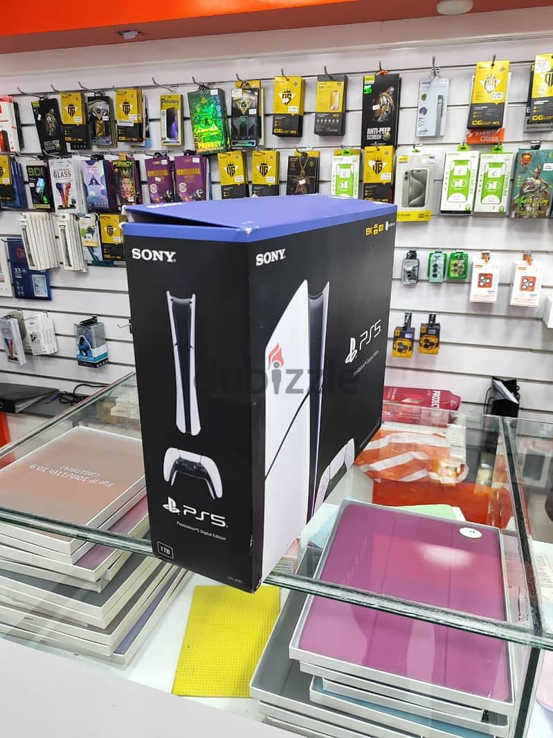 sony play staion 5 [1tb] excellent condition Complete box accessories 2