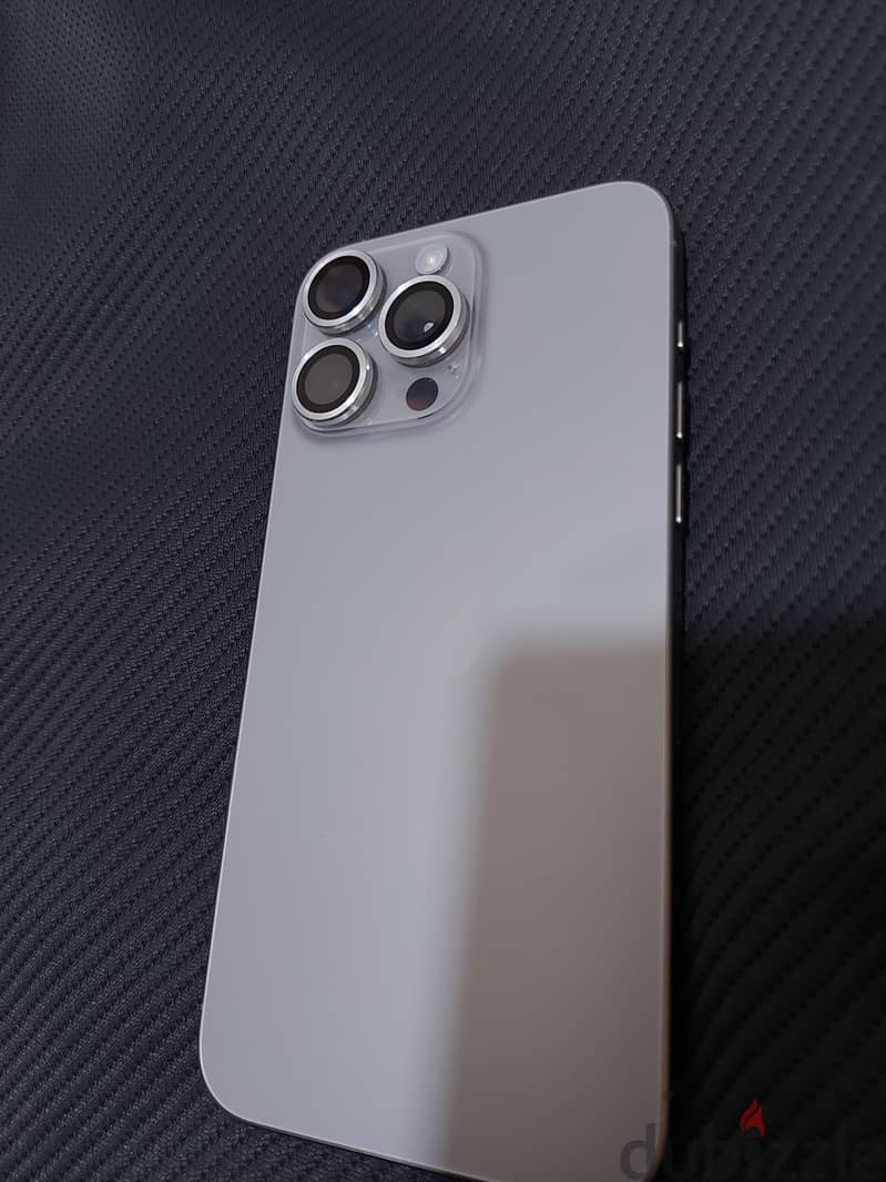 Apple - iPhone 15 Pro Max 4