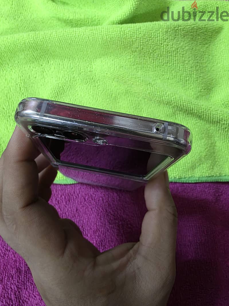 Samsung Z Flip 5 3