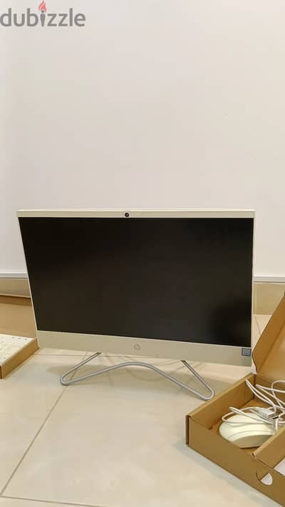 للبيع: كمبيوتر مكتبي مدمج HP All-in-One 21.5" ​كمبيوتر أنيق وعملي من H