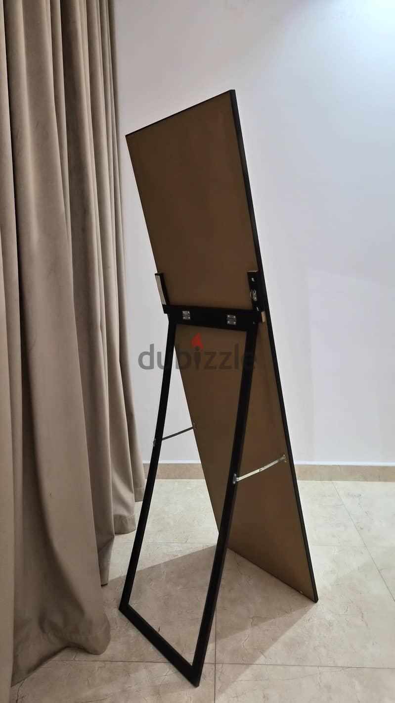 Standing Mirror 4