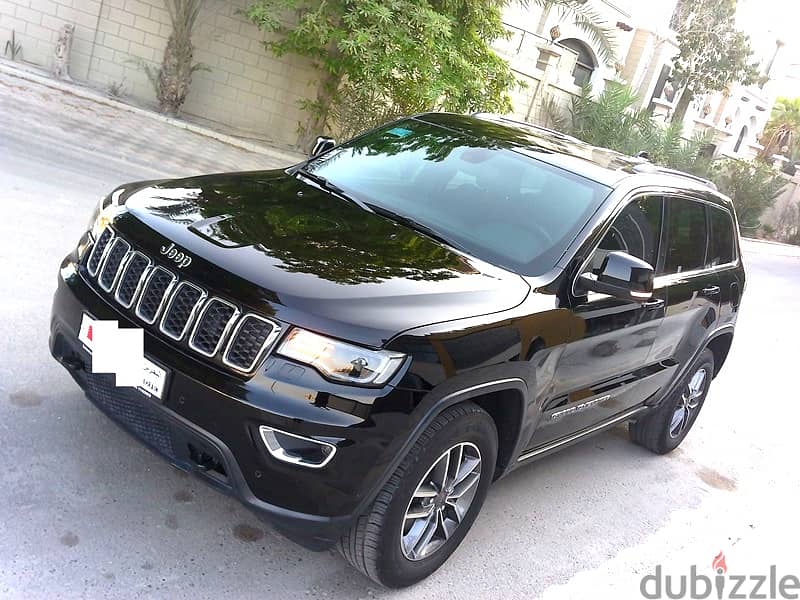 Jeep Grand Cherokee 2020 Laredo V6 2020 Black Agent MainatainedForSale 4
