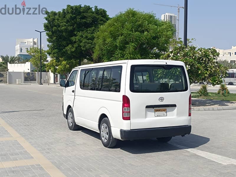 Toyota Hiace 2010- PASSENGER 2