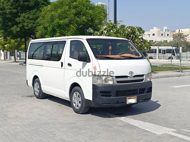 Toyota Hiace 2010- PASSENGER 3