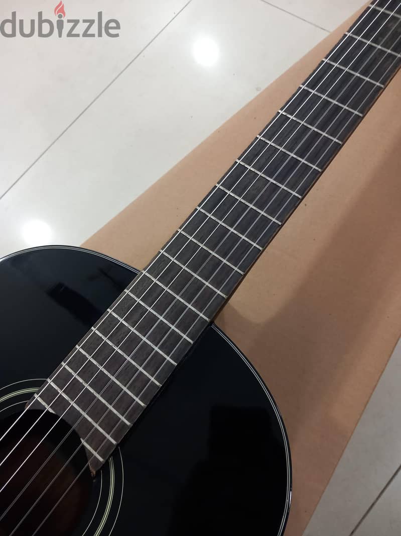 Yamaha C40 with Box 3