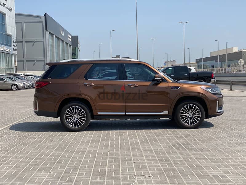 Changan CS95 2021 Brown 2