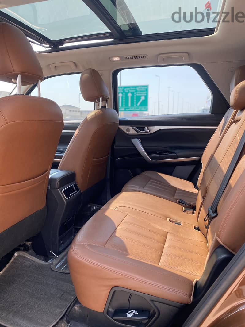 Changan CS95 2021 Brown 5