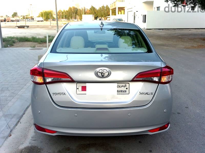 Toyota Yaris 2022 SINGLE OWNER AVAILABLE ON MONTHLY INSTALLMENT OR CAS 1