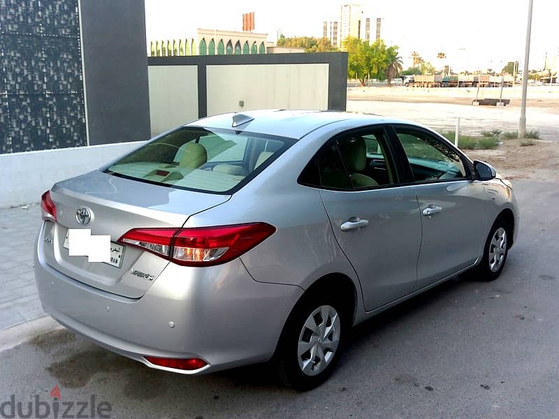 Toyota Yaris 2022 SINGLE OWNER AVAILABLE ON MONTHLY INSTALLMENT OR CAS 2