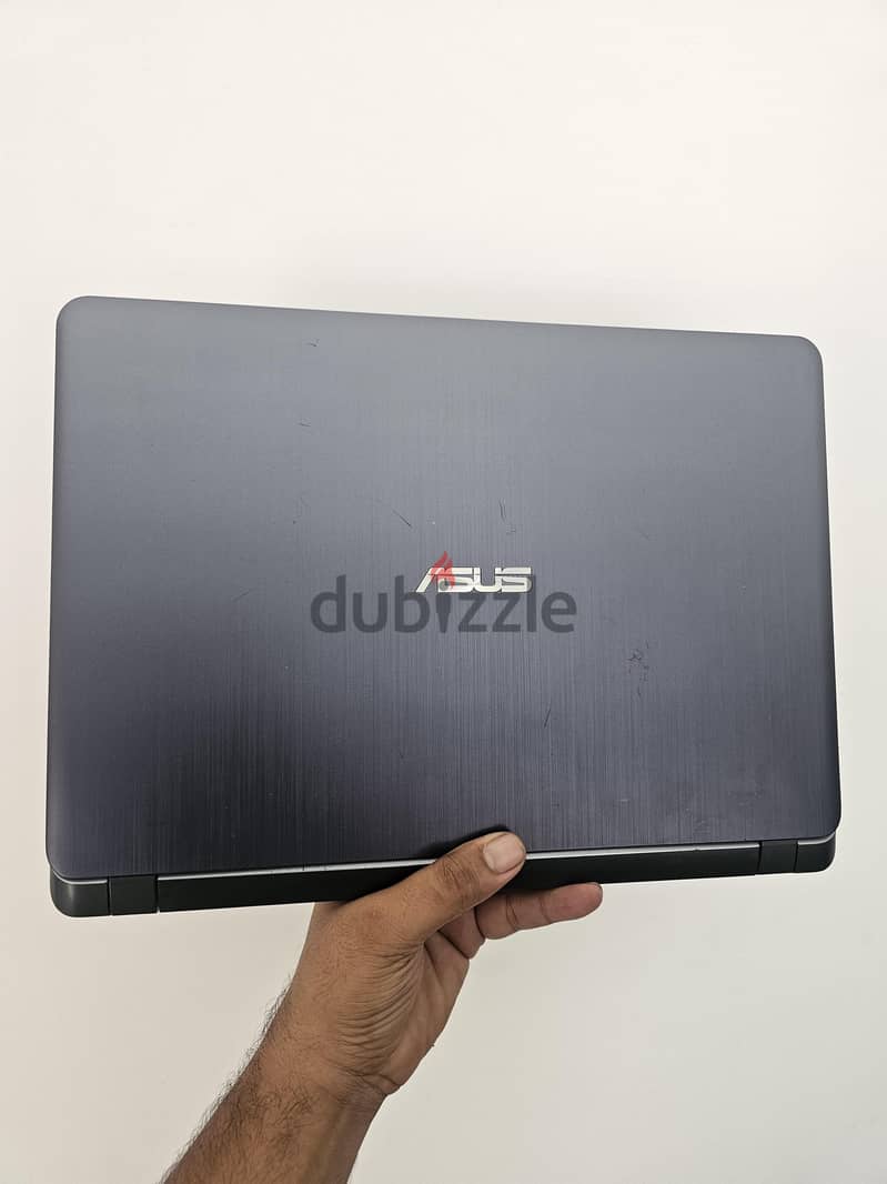 ASUS Vivobook 15 Core i7 1