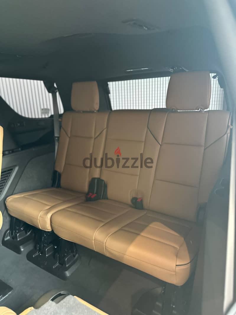 Cadillac Escalade 600 PLATINUM 2025 BLACK 10