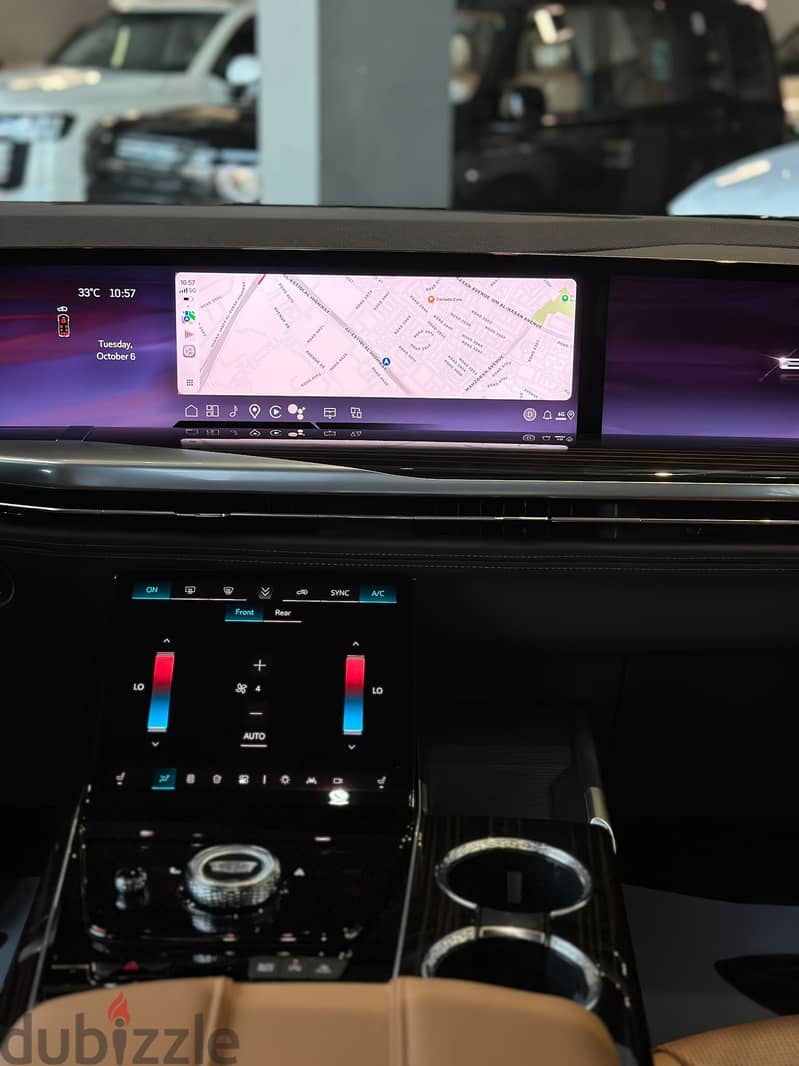 Cadillac Escalade 600 PLATINUM 2025 BLACK 11