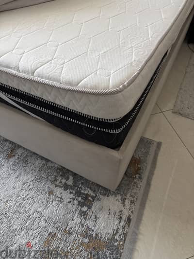 King size mattress