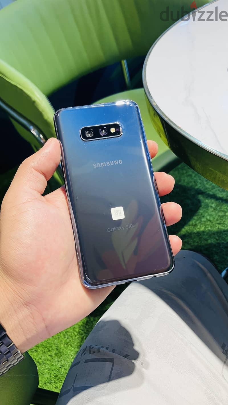 Samsung S10e 1