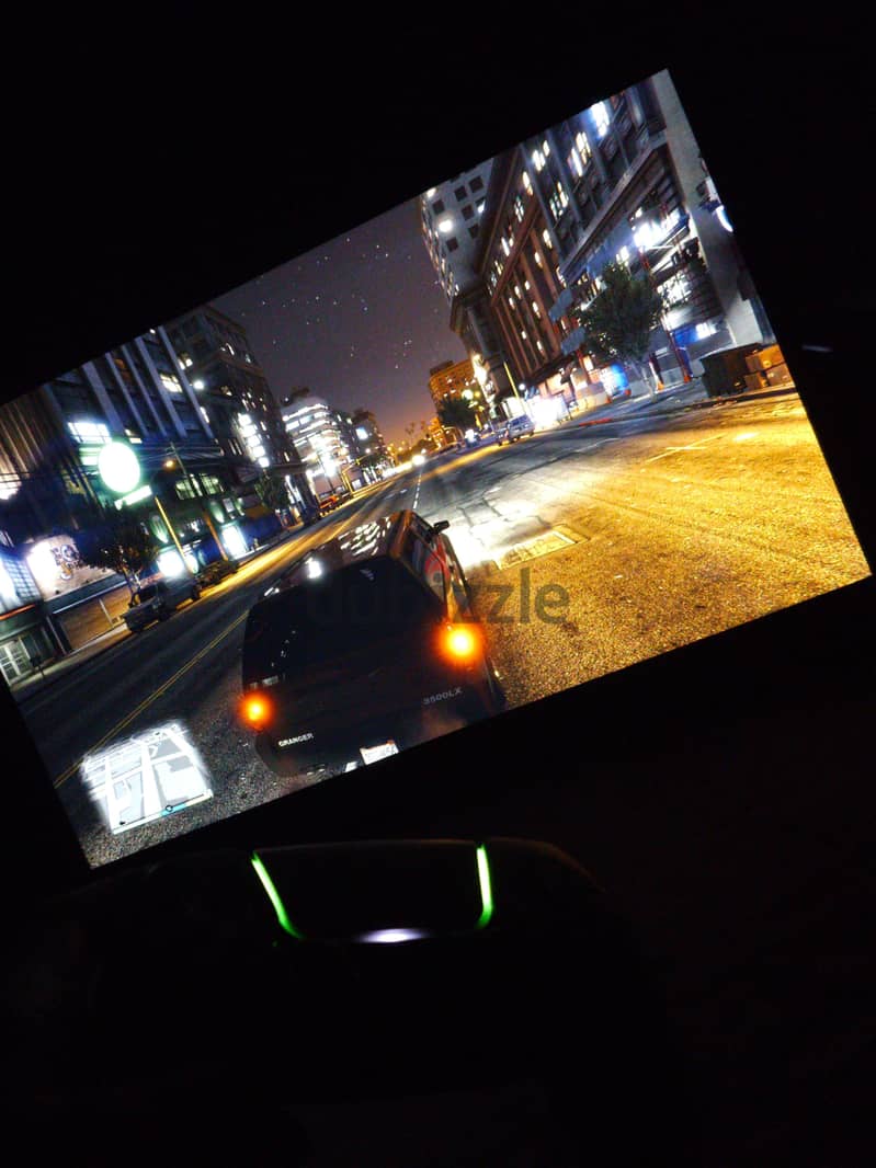 gaming portable monitor 15.6inch  multiple purposes 4