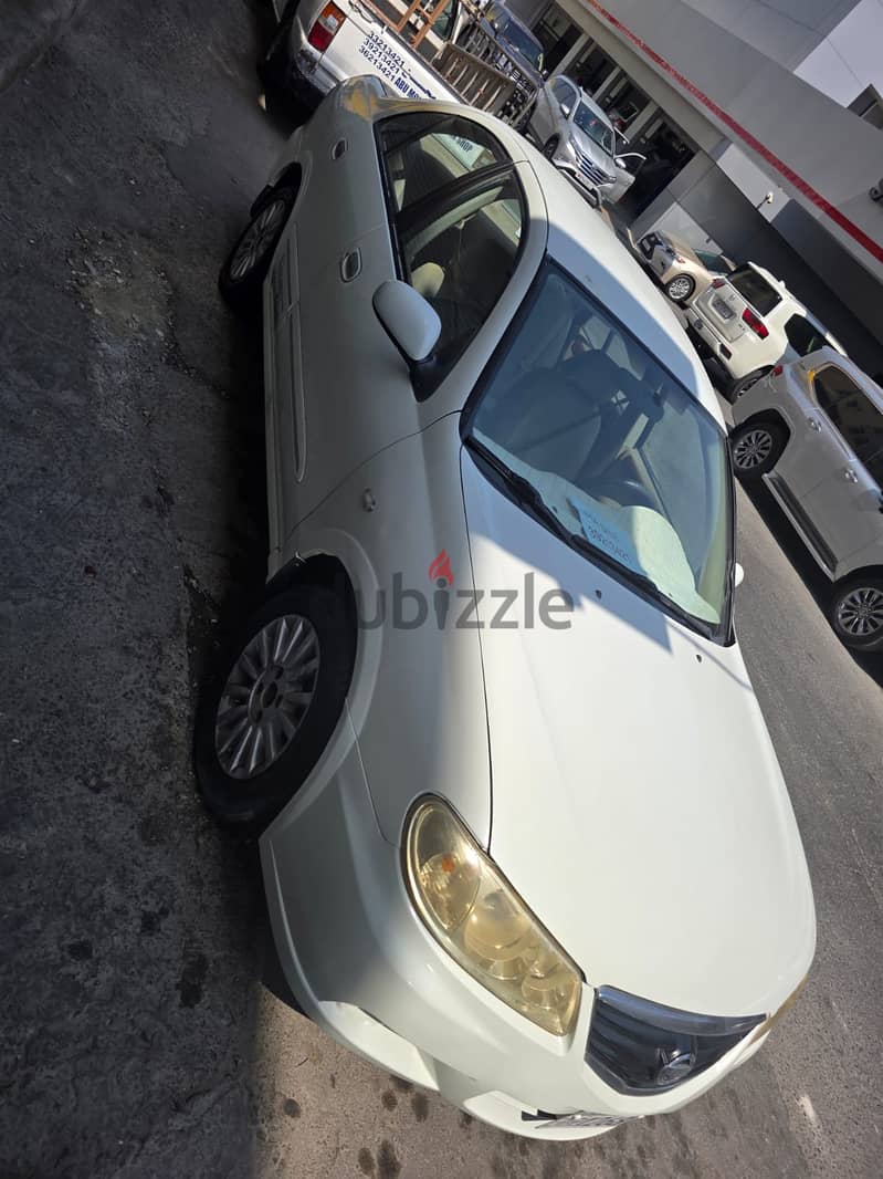 Nissan sunny 2010 2