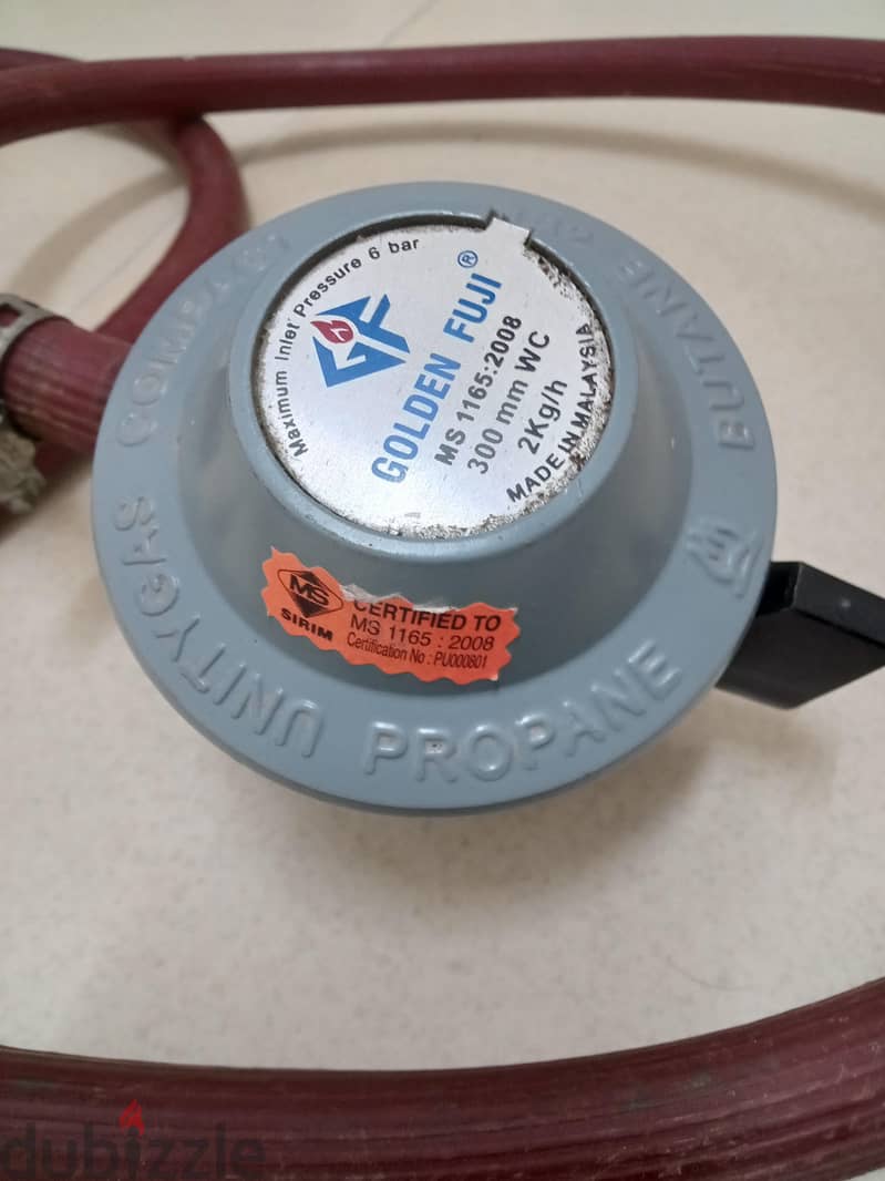 gas cylinder with regulator  8 kg 1