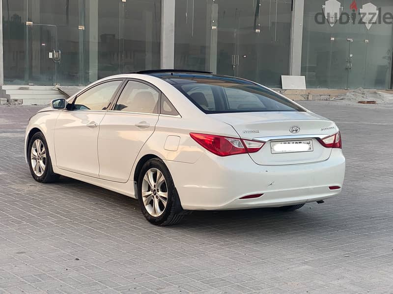 Hyundai Sonata 2011 White 6