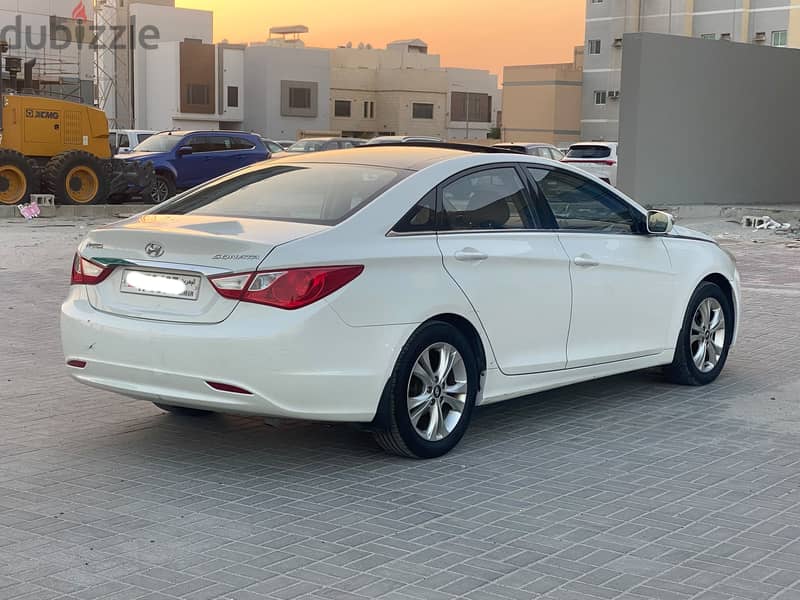 Hyundai Sonata 2011 White 7