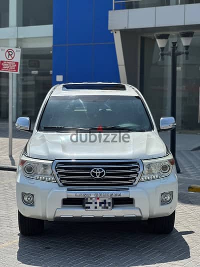 Toyota Land Cruiser GXR V8 2015 WHITE