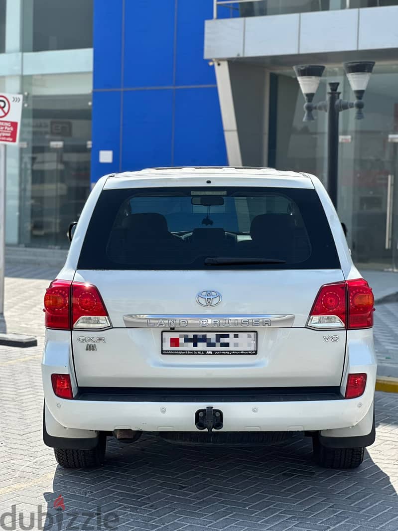Toyota Land Cruiser GXR V8 2015 WHITE 3
