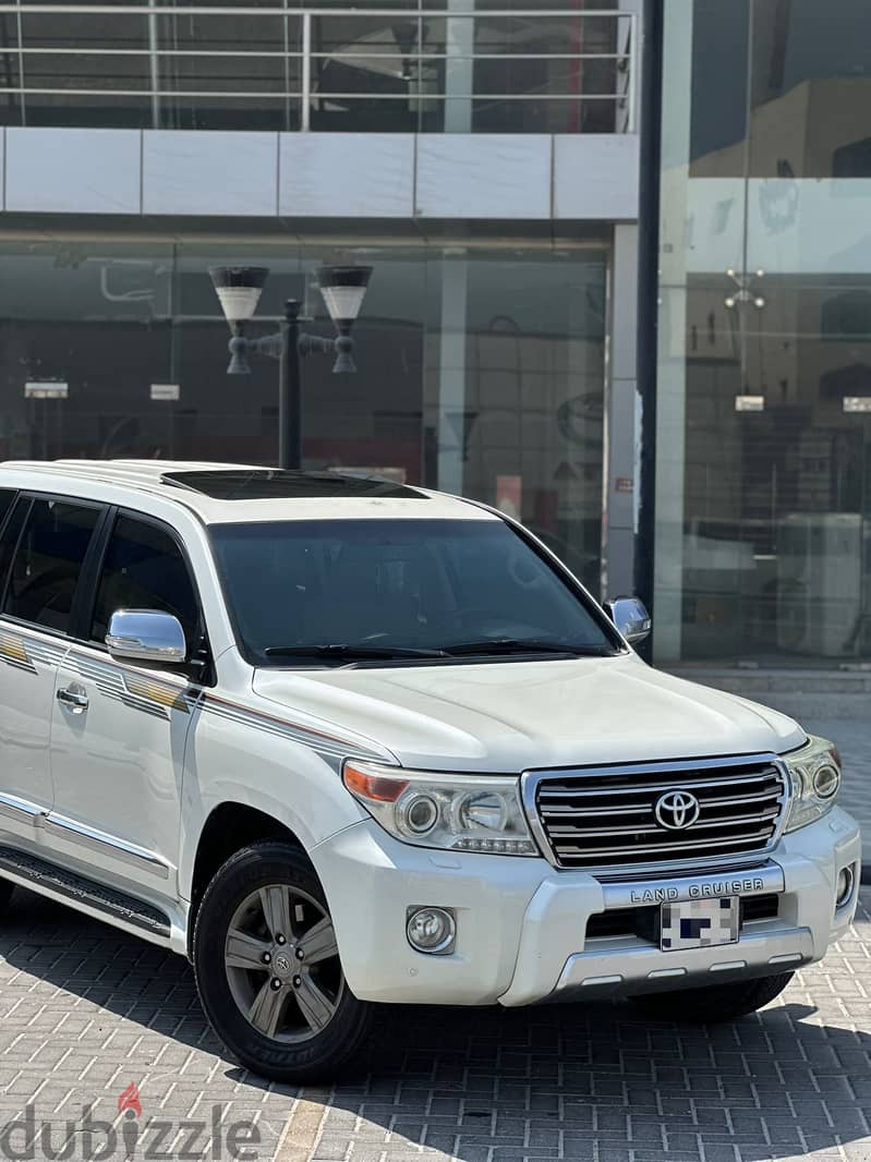 Toyota Land Cruiser GXR V8 2015 WHITE 4