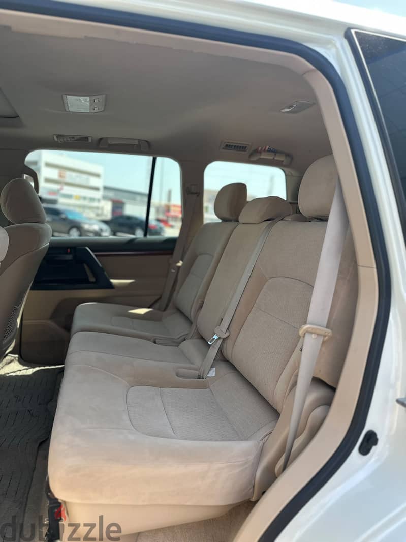Toyota Land Cruiser GXR V8 2015 WHITE 9