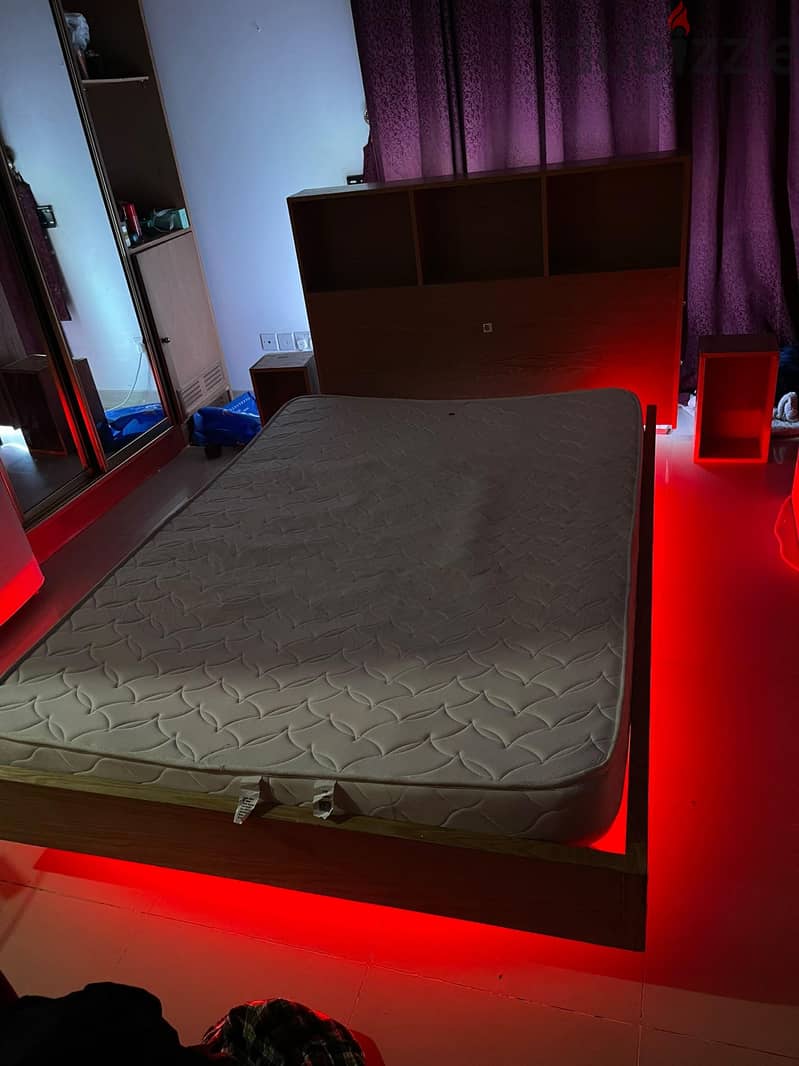 customised floating bed for sell (140×200) 2