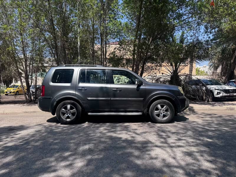 HONDA PILOT 2011 MODEL WITH WELL-MAINTAINED CAR CONDITION 3