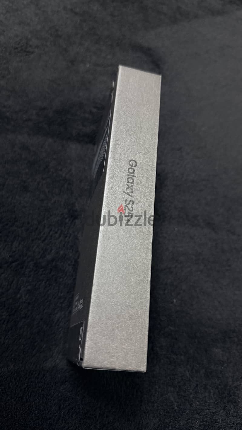 Samsung S25 PLUS 12/512 NEW SEALED 4