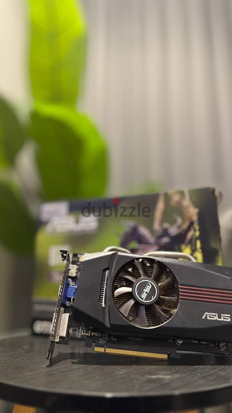 Asus GTX 550 TI 3