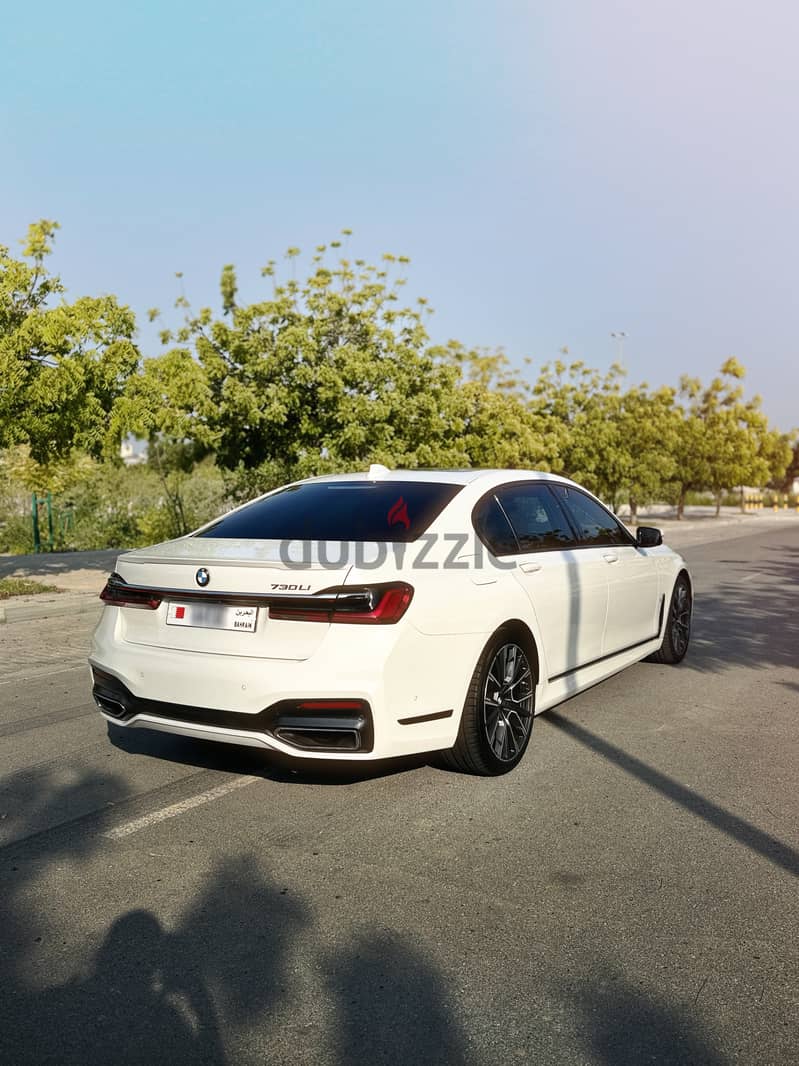 BMW 7-Series 2022 730Li 4