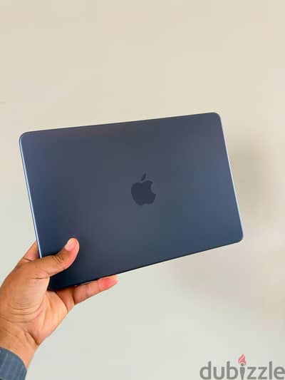 MacBook 13 inch M4 256 GB