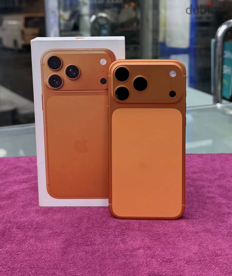 Apple - iPhone 17 Pro Max 1