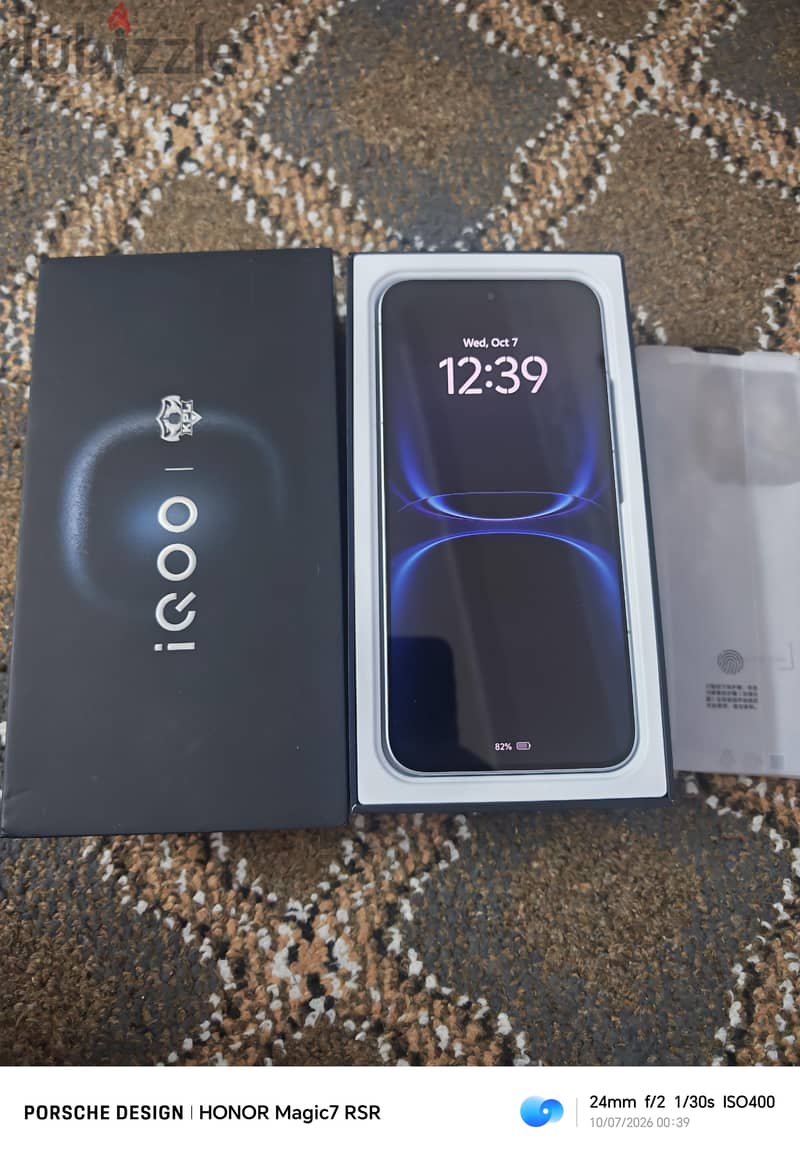 VIVO iQO0 15 Ultra 16+512 SILVER COLOR GAMING PHONE 4