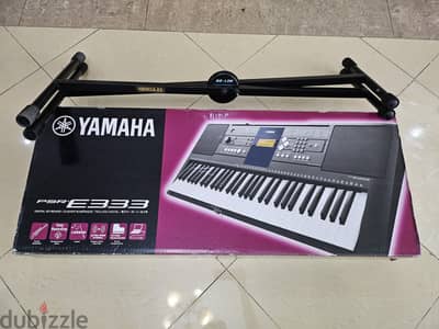 Yamaha E333 Keyboard & Hercules Stand