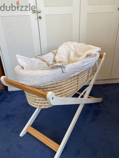 Baby Bassinet + Stand + Bedding + Canopy – Excellent Condition