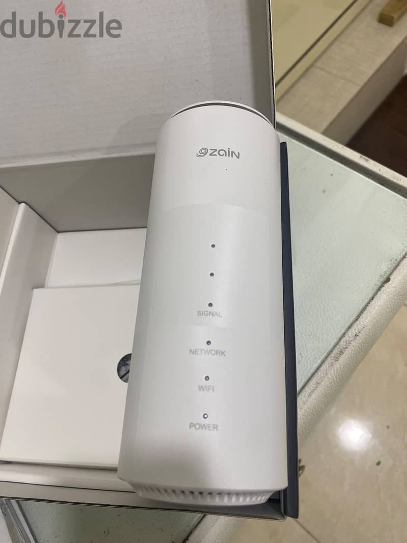 راوتر واي فاي 5G من زين، صناعة ZTE، بحالة شبه جديدة ونظيف جداً 3