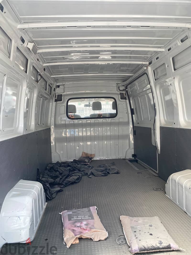 Maxus V80 2021 White 5