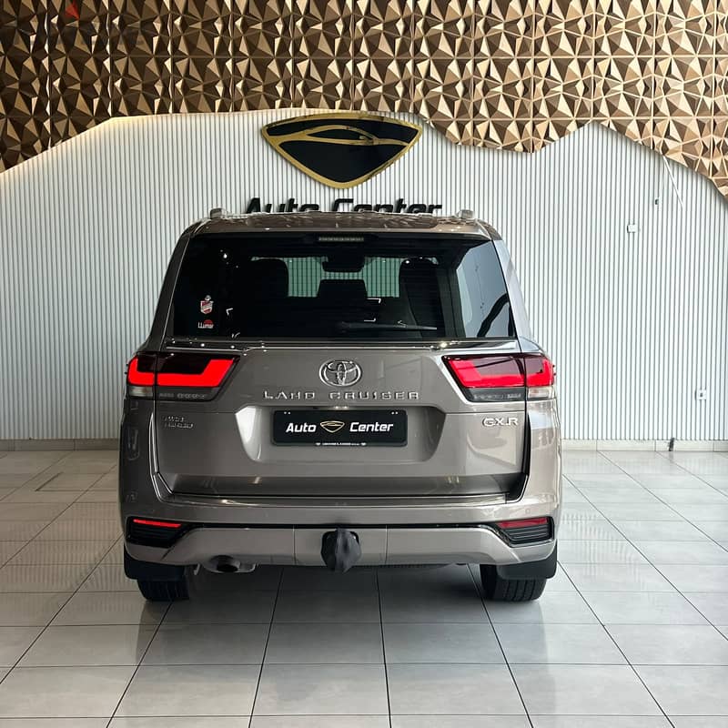 TOYOTA LAND CRUISER GXR TWIN TURBO 2024 BRONZE 3