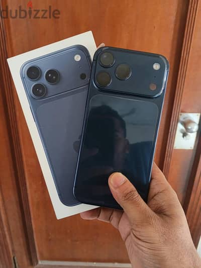 iPhone 17 Pro Max 256 GB  1 Months used.