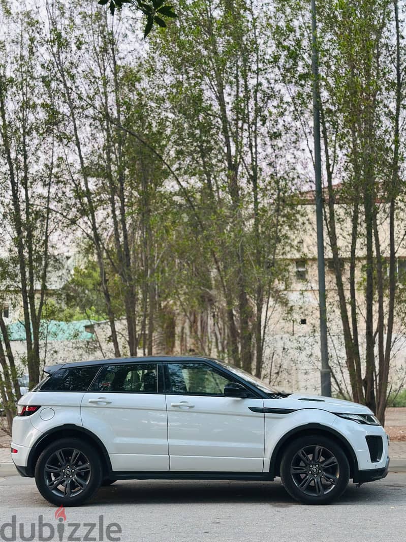 ranger Rover evouqe 2018 model full option 3