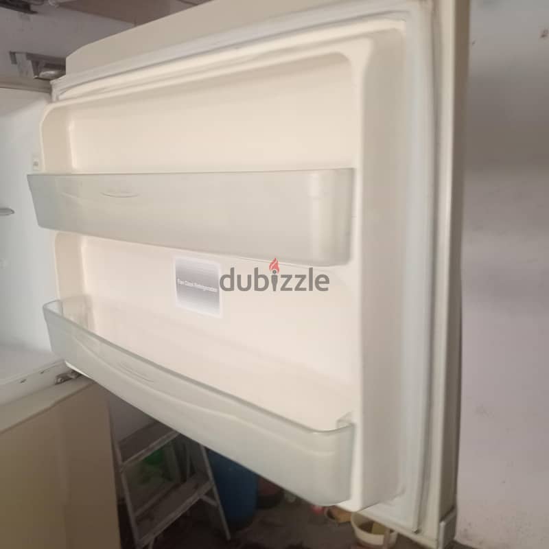 farieg for sale 800 liter 68 BD good condition good working 3