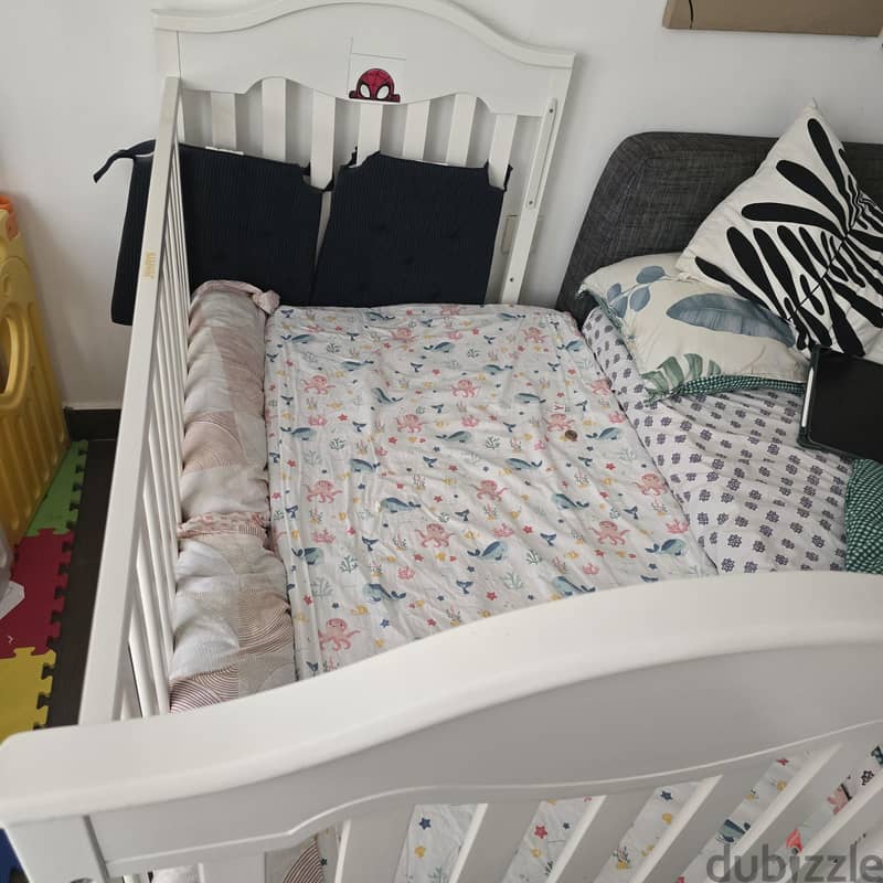 Urgent Sale Baby Cot from centerpoint (negotiable) 2