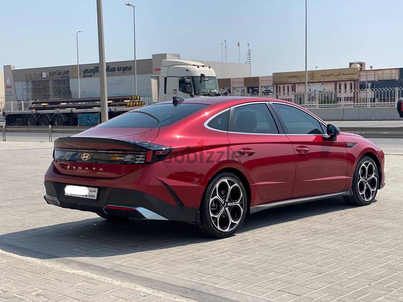 Hyundai Sonata 2025 Red 7