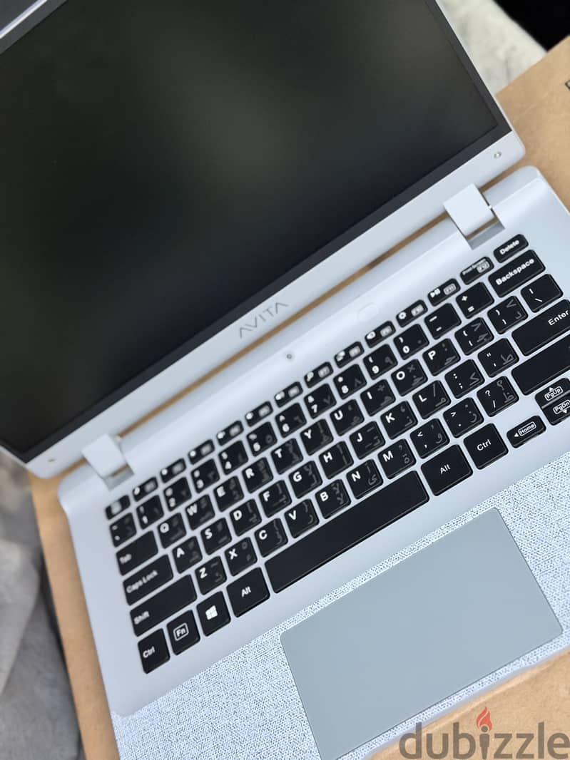 LAPTOP FOR SALE WITH BOX 1