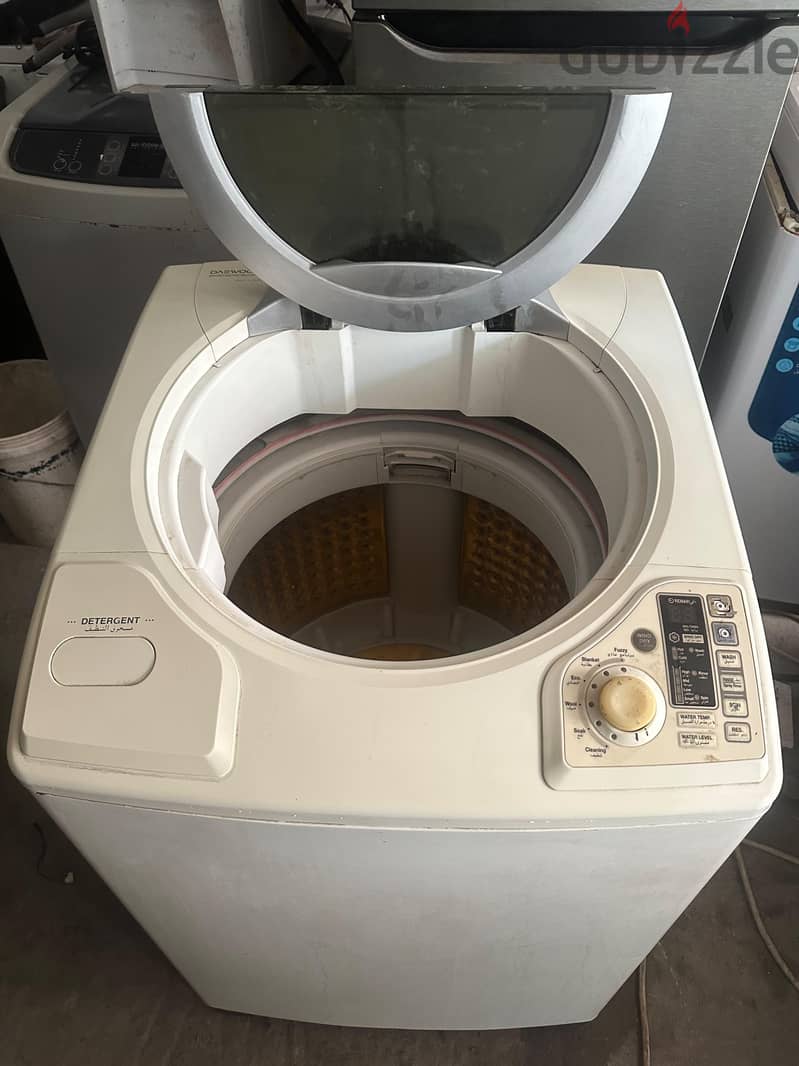 two washing machine 8kg or 10 kg 1