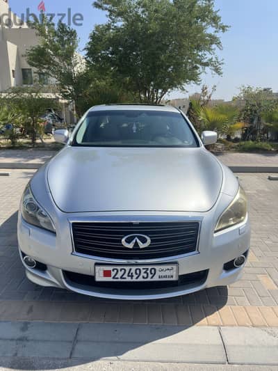 Infiniti M37 2011